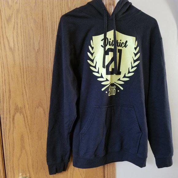 ❤️🛍️Deluxe District 21 Black Long Sleeve Unisex Kangaroo Hoodie  ❤️🛍️Size M - Picture 1 of 10